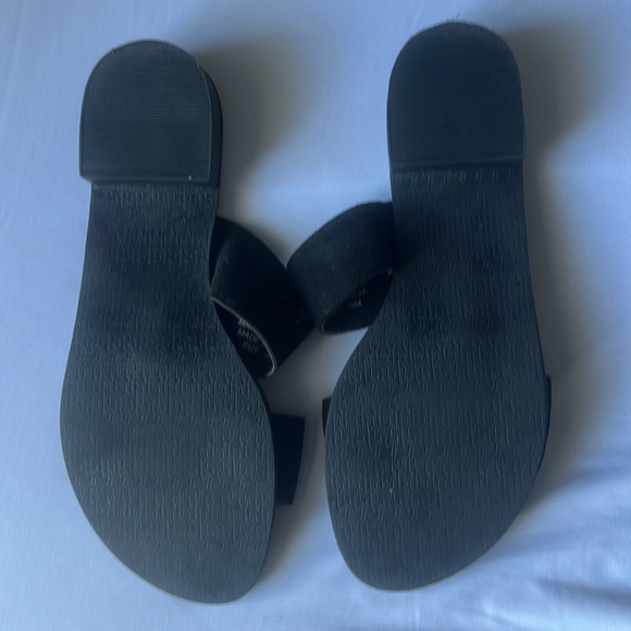 Coconuts by Matisse Sandal - Picture 2 of 2